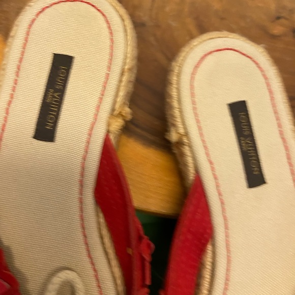 Louis Vuitton red Patent Leather Floral Stars Espadrille Thongs - Picture 3 of 8